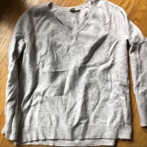 Cashmere vneck grey sweater